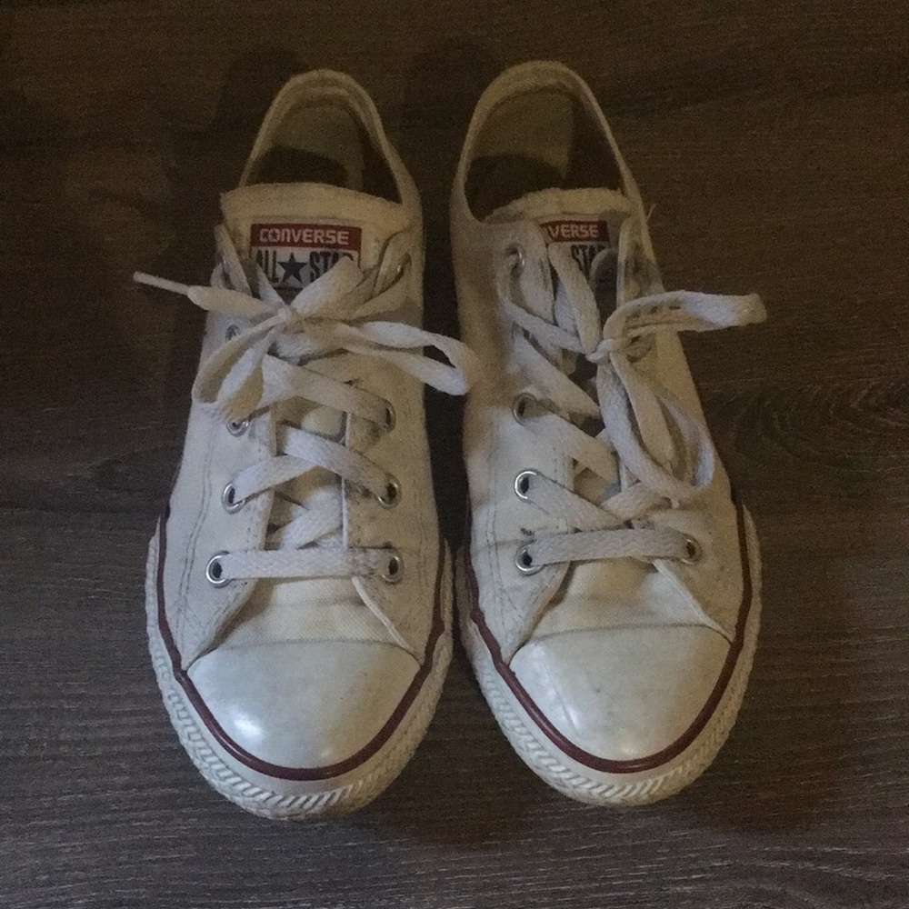 White red and blue converse